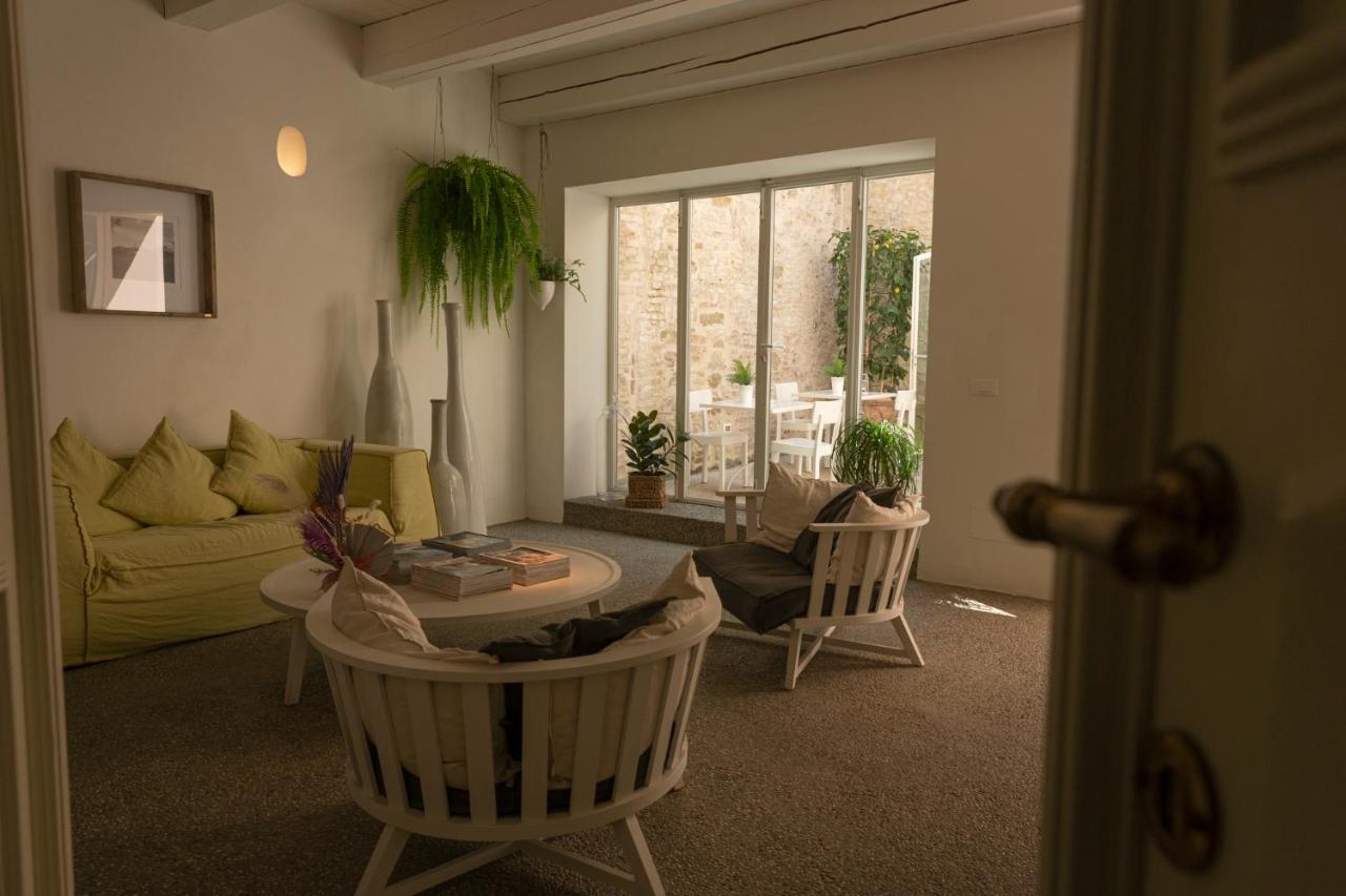 B&B Di Charme Le Contrade Сантарканджело-ди-Романья Экстерьер фото